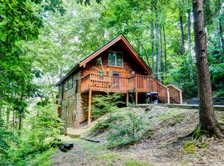 833 Stans Rd, Gatlinburg, TN 37738