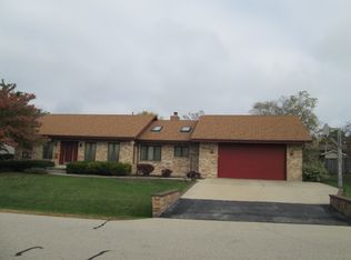5912 Independence Rd, Racine, WI 53406