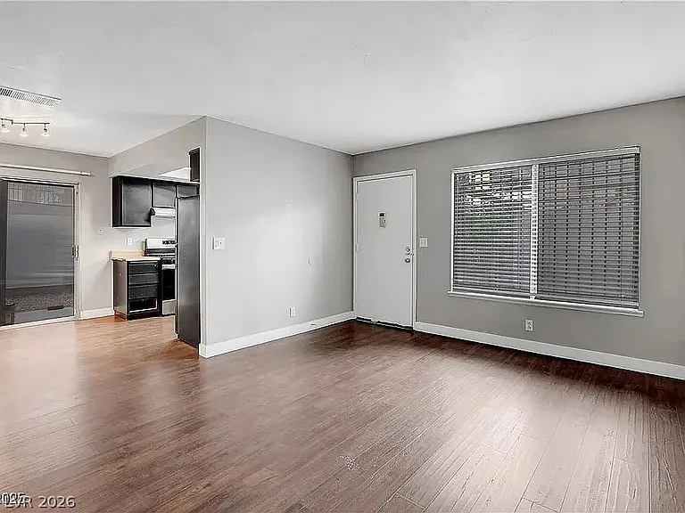 4339 Spencer St #15 — Photo 3