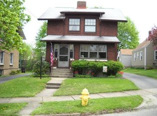 37 Shenango Blvd, Farrell, PA 16121