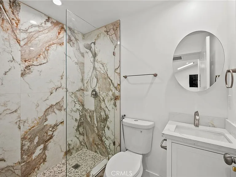 2135 Canyon Dr #1/4 — Photo 9