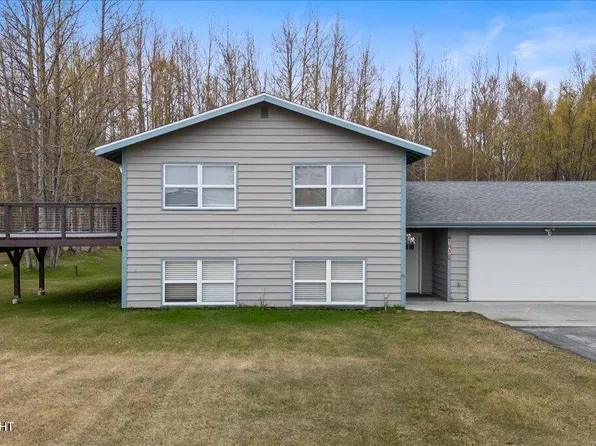 1030 S Serrano Dr, Wasilla, AK 99654