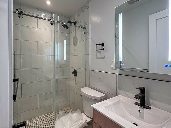 5th image of 113 W 13th St #1F