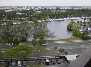 500 3rd Iss #815, Hallandale, FL 33009