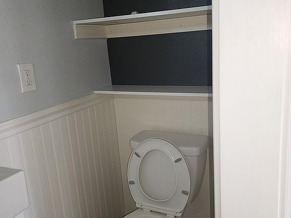 comfortable bathroom