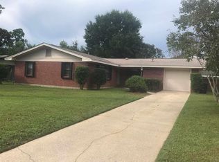 3820 Tom Lane Dr, Pensacola, FL 32504