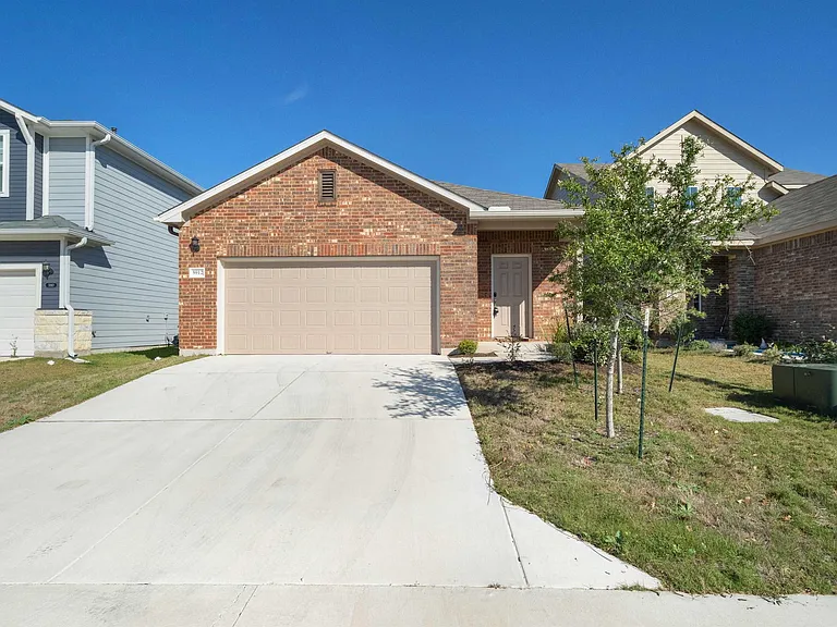 5912 Wolf Pack Dr — Photo 23