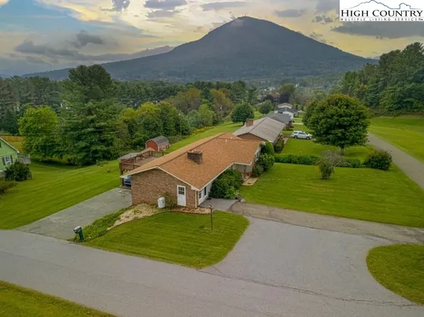 246 Lawson Lane, Jefferson, NC 28640