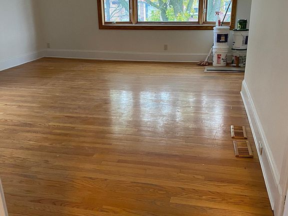 5th image of 22 Winthrop Pl