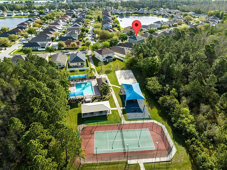 10090 Bennington Chase Dr — Photo 20