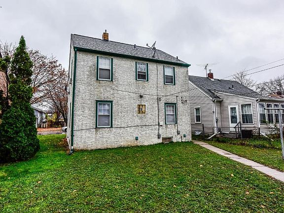 4th image of 409 7th Ave S