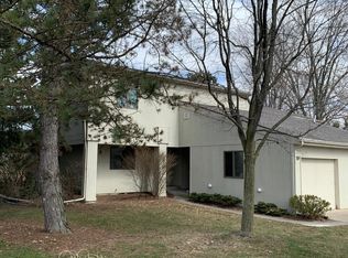 2405 Barfield Dr SE, Grand Rapids, MI 49546