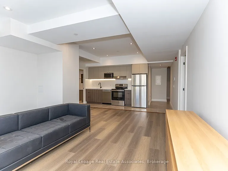 1000 Bathurst St #401 — Photo 9