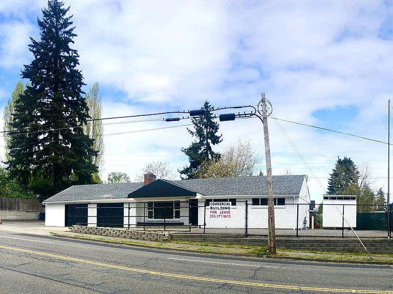 4001 S 12th St — Photo 1
