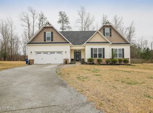 811 Oleander St, Jacksonville, NC 28540