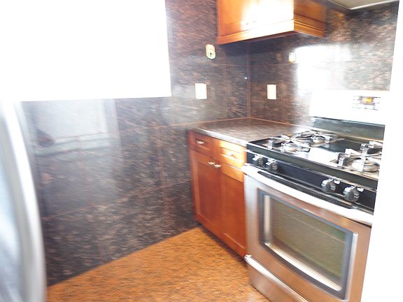 5th image of 13236 Pople Ave APT 5C