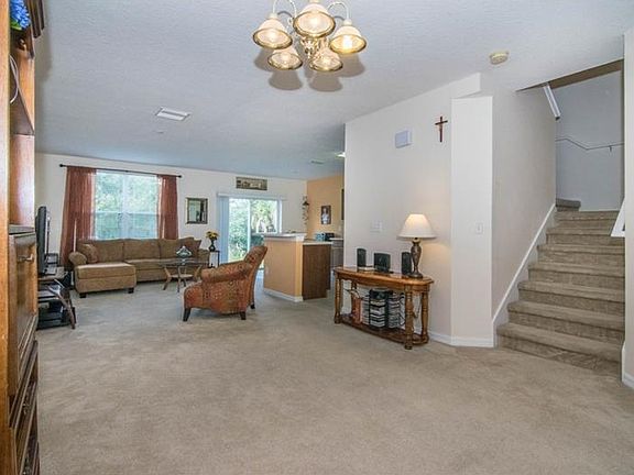 4th image of 9726 Carlsdale Dr