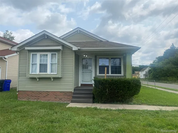 13021 E Forest Ave, Detroit, MI 48215