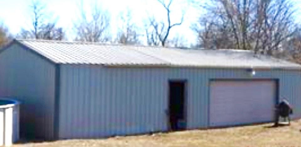 2nd image of 6414 Cairo Dixie Rd