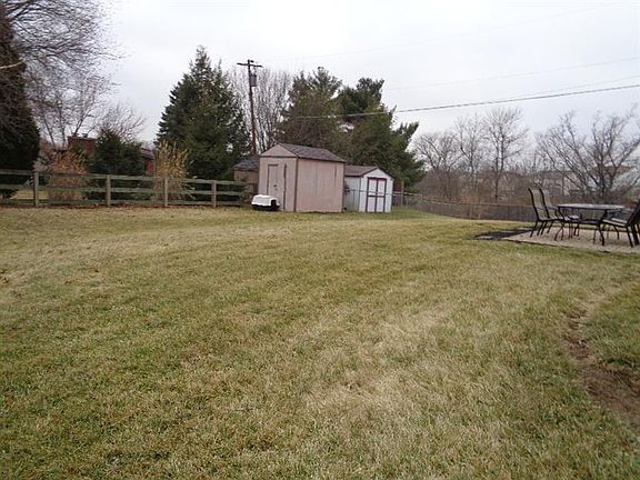 4th image of 9261 Hawksridge Dr