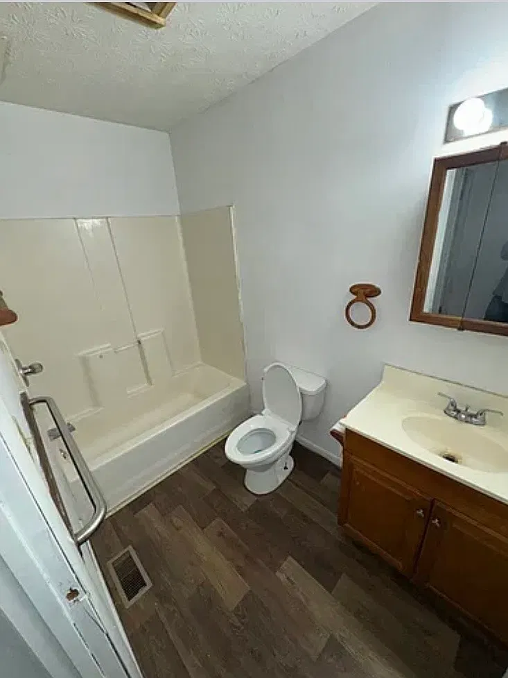 2 bed, 800 sqft, $875 — Photo 4