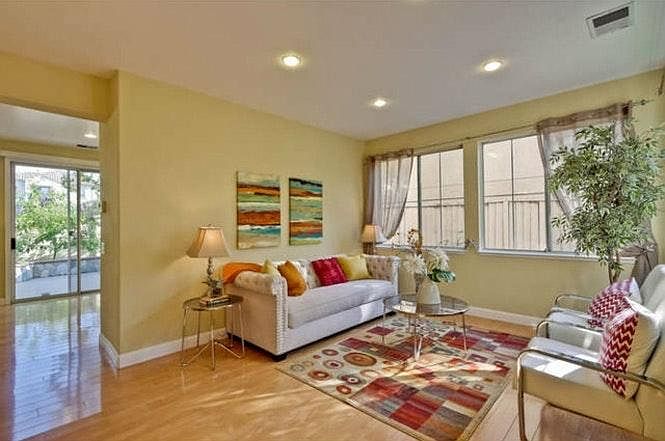 1st image of 2580 Canary Palm Ct