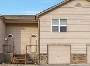 1104 Country Club Ln, Junction City, KS 66441