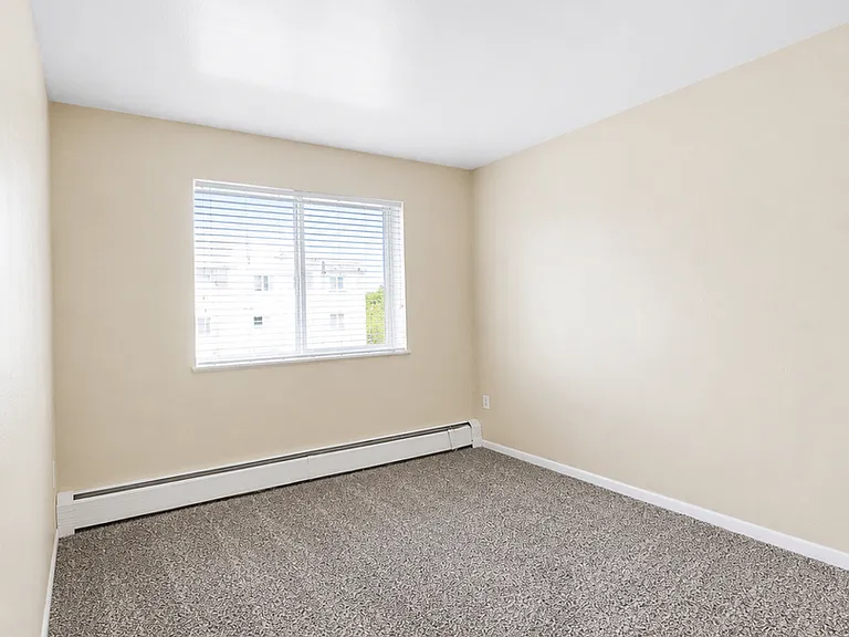 Updated Littleton Apartment with Amenities! Sapphire Place — Photo 12
