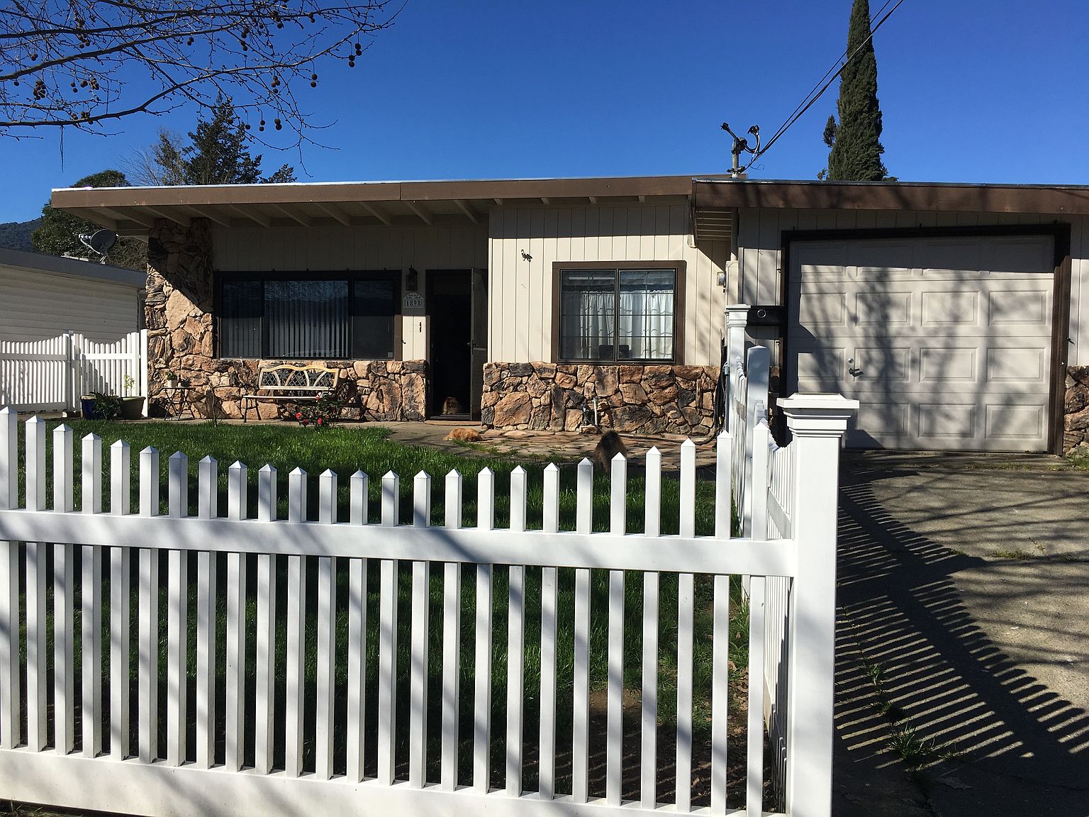 1898 Elm St, Ukiah, CA 95482 Zillow