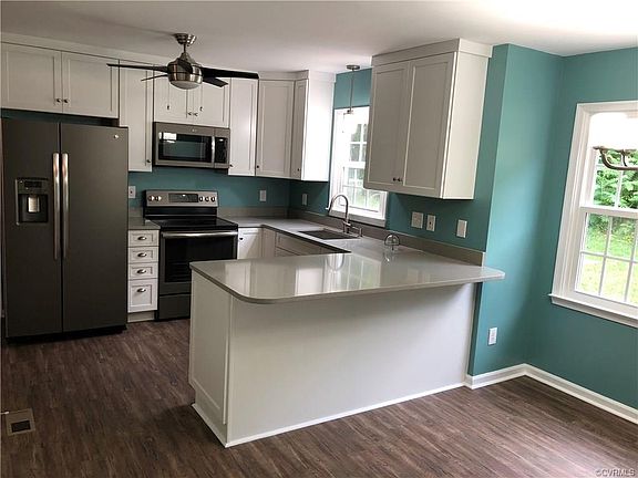 3rd image of 8331 Silkwood Ct