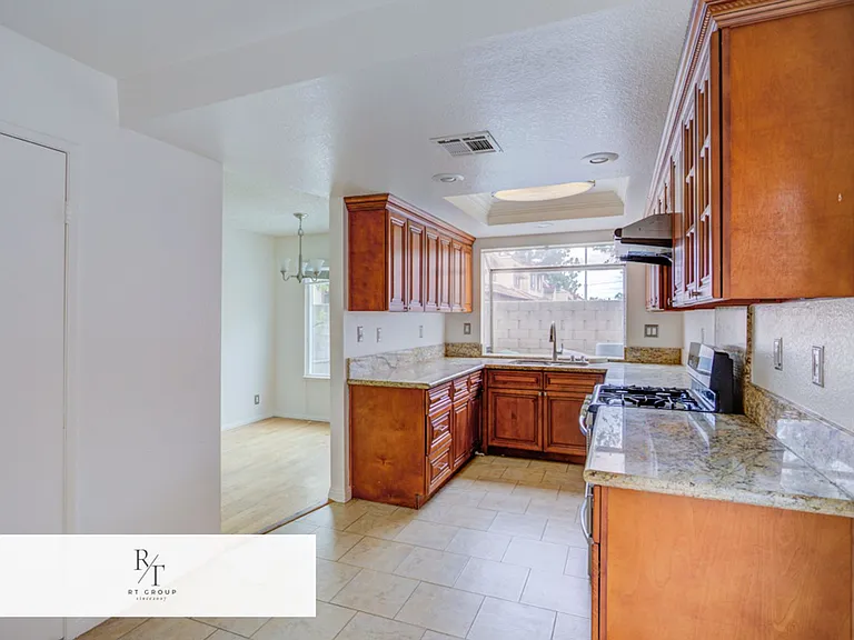 13006 Parkview Dr — Photo 7