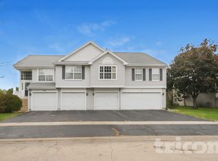 436 Gloria Ln, Oswego, IL 60543