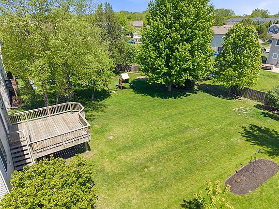 3rd image of 271 Copper Mountain Dr
