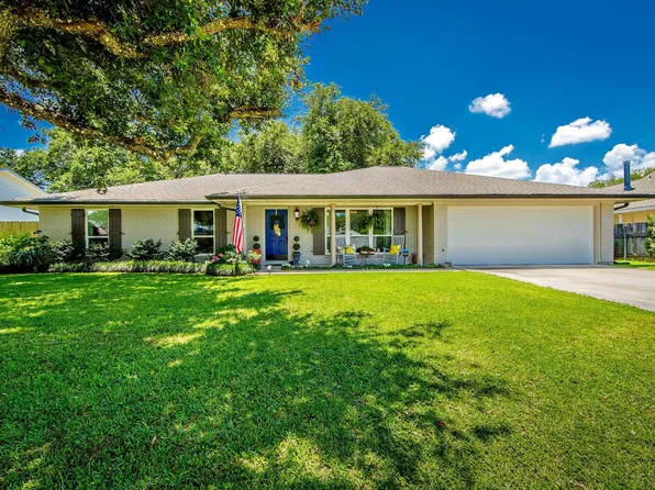 102 E Oaklawn Dr, Thibodaux, LA 70301