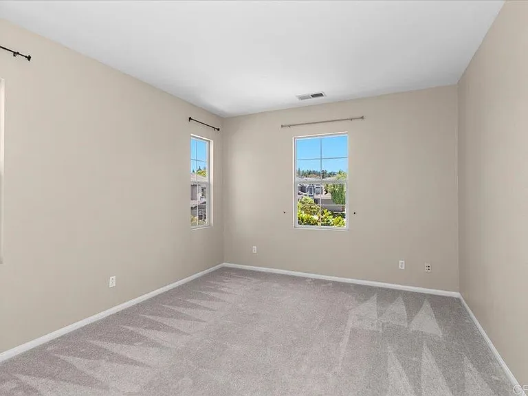 1560 Eden Ct — Photo 20