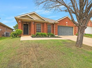 13229 Evergreen Dr, Fort Worth, TX 76244