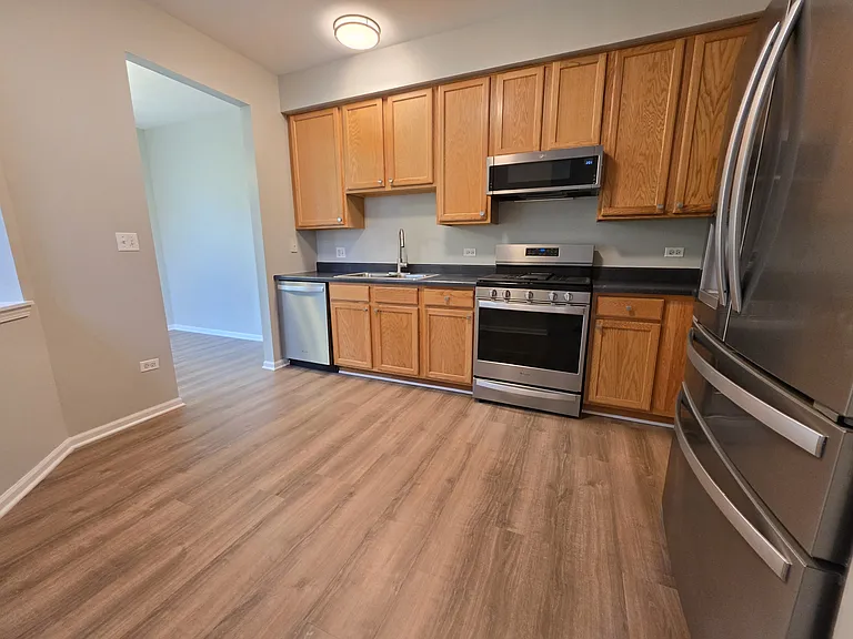 2904 Rutland Cir — Photo 8