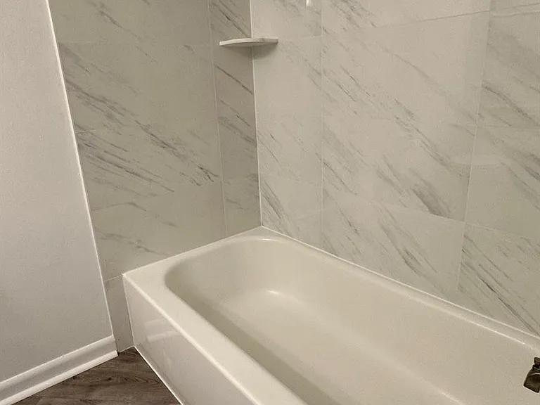 215 Lake Pointe Dr #101 — Photo 12