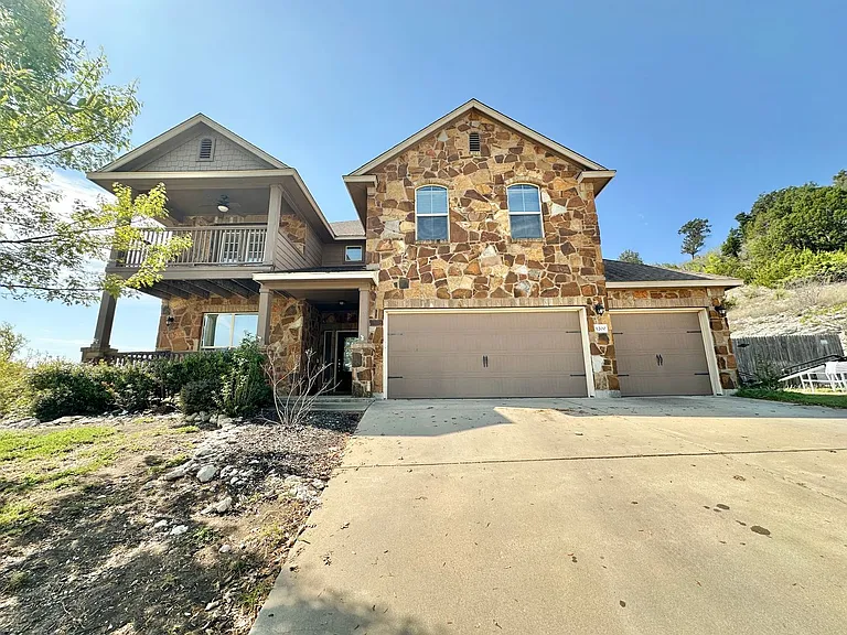 1200 Rocky Ridge Trl — Photo 1
