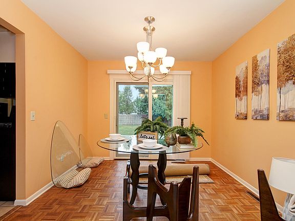 5th image of 4225 Holyoke Dr SE