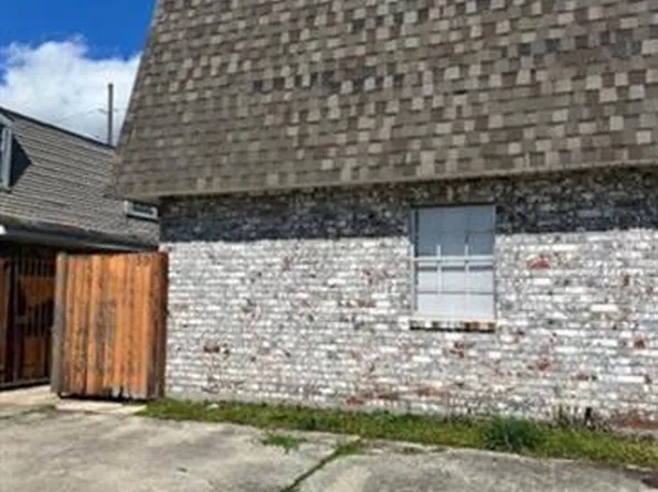 59 Carriage Ln APT B, Destrehan, LA 70047
