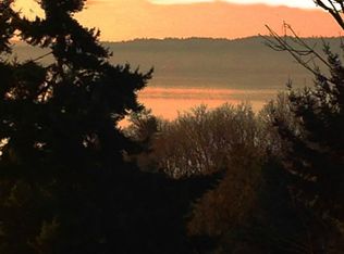 28610 16th Ave S APT 102, Federal Way, WA 98003