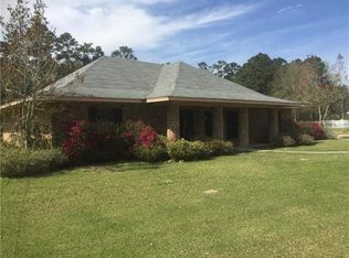 49479 Lynn Ln, Tickfaw, LA 70466
