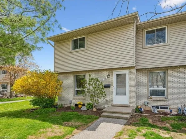 700 Paisley Rd #42, Guelph, ON N1K 1A3