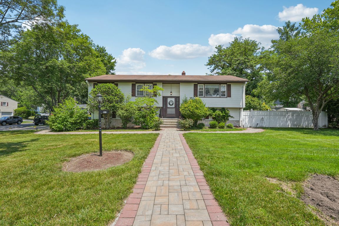 Homestead Rd-2206-001.jpg
