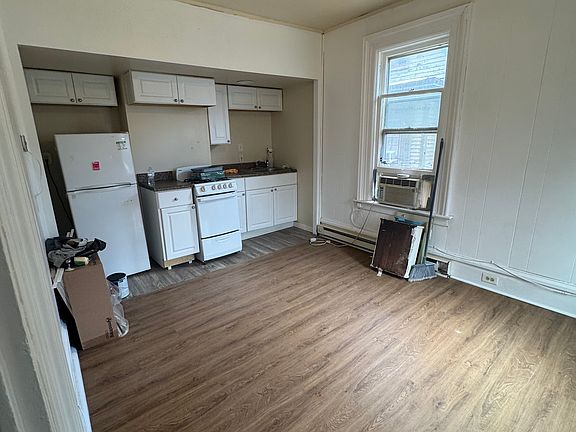 5th image of 1054 University Pl APT 5