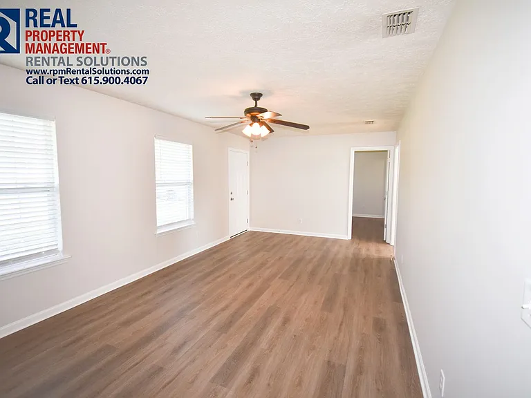 130 Belinda Dr — Photo 4