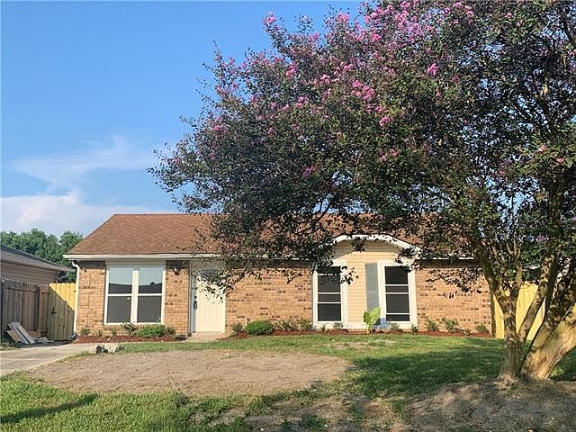 1st image of 6981 Pinebrook Dr