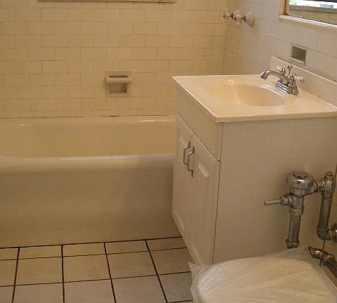 3rd image of 4515 Maryland Ave APT 703