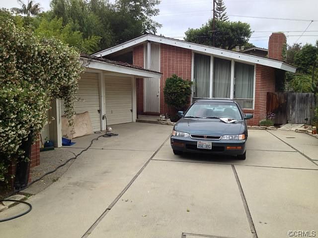 2nd image of 3625 Palos Verdes Dr N